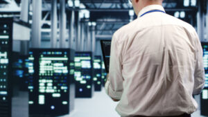 Redundancy & Reliability: Must-Have Features for Industrial Servers